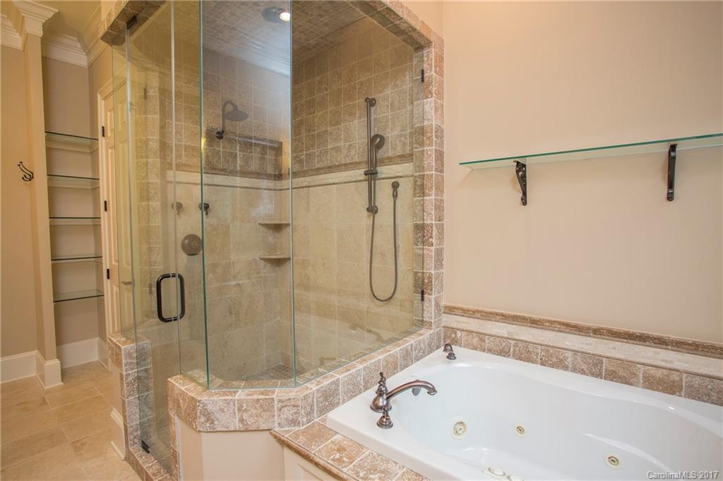 The Peninsula - Residential