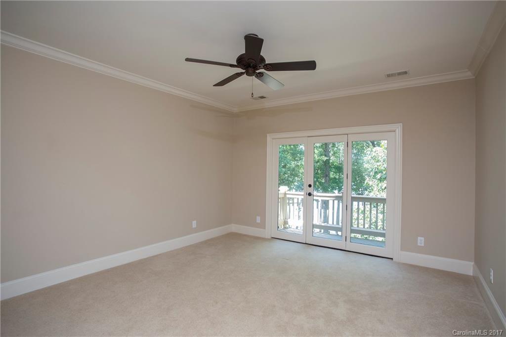 The Peninsula - Residential