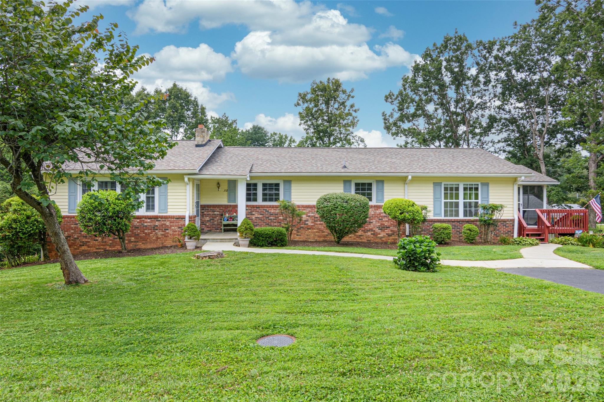 352 Cedar Lane, Arden, NC, 28704