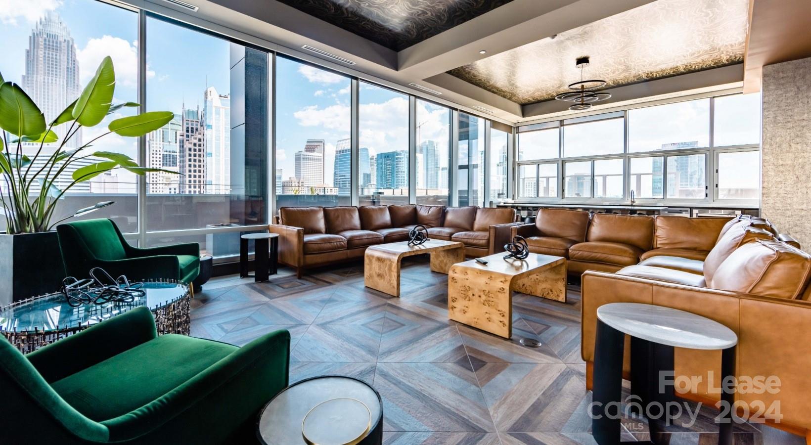 Charlotte, North Carolina 28202, United States, 2 Bedrooms Bedrooms, ,2 BathroomsBathrooms,Residential,Active,62984