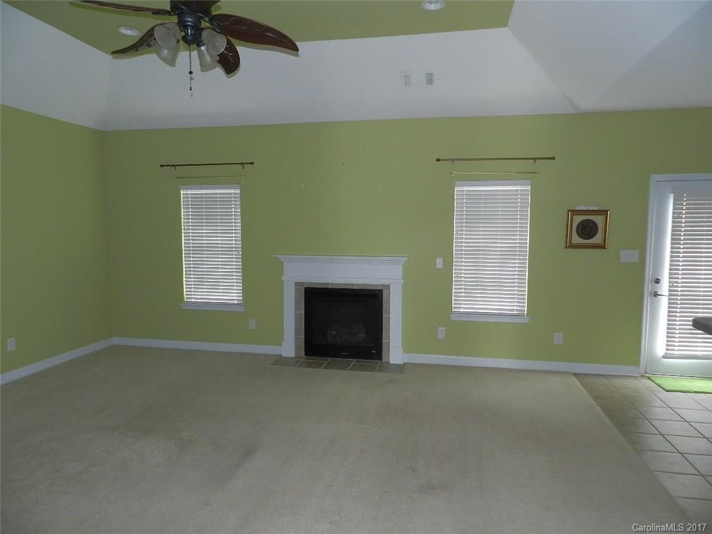 Demere - Residential Lease