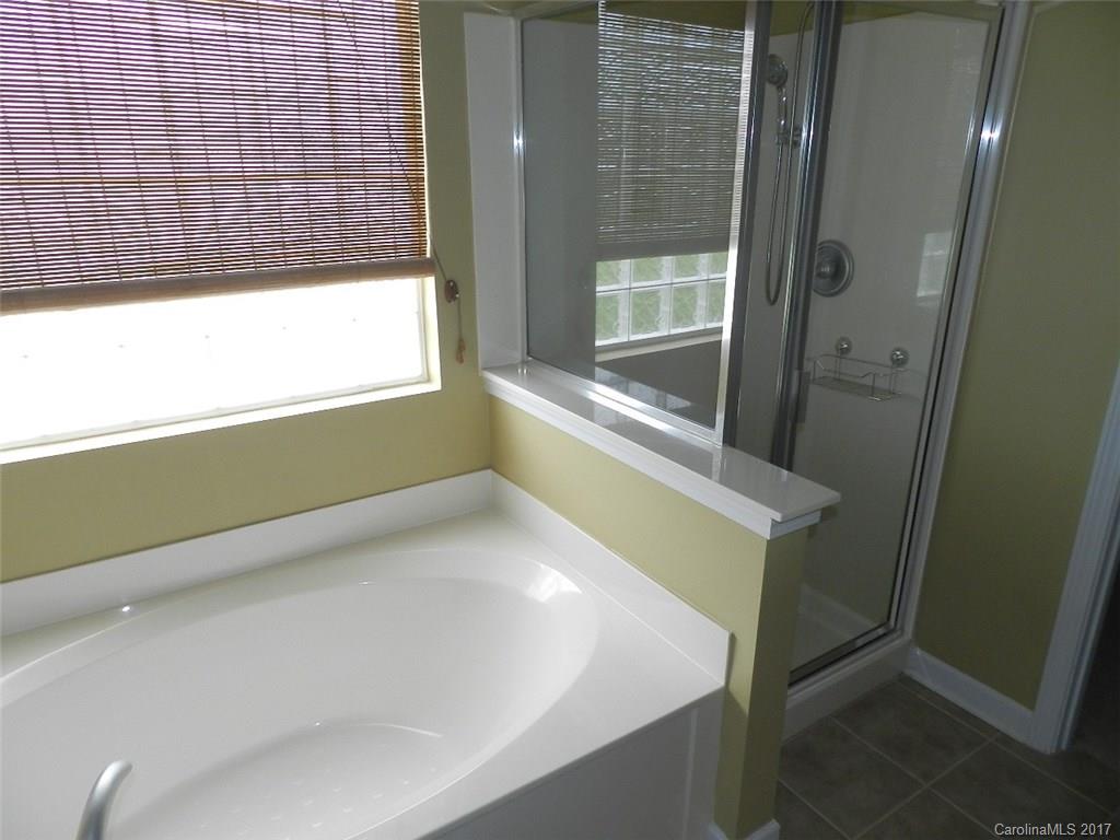 Demere - Residential Lease