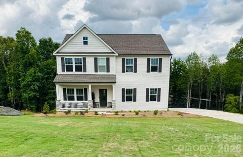 Photo of 121 Tangle River Drive, Statesville, NC 28677 (MLS # 4386651)