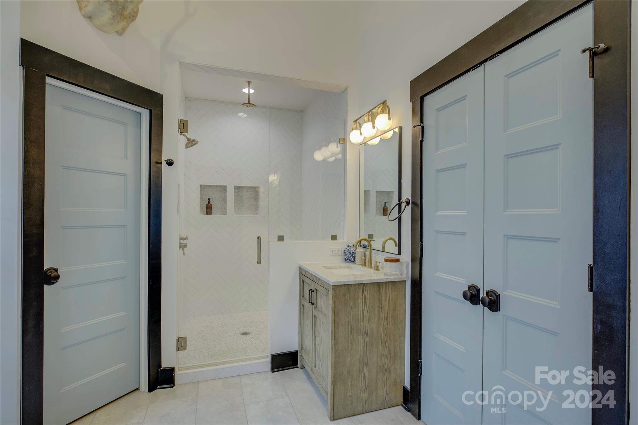 Sanders Landing - Residential