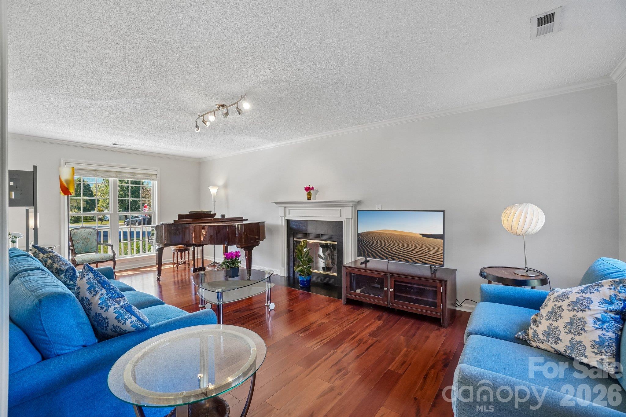 206 Rolling Meadow Road