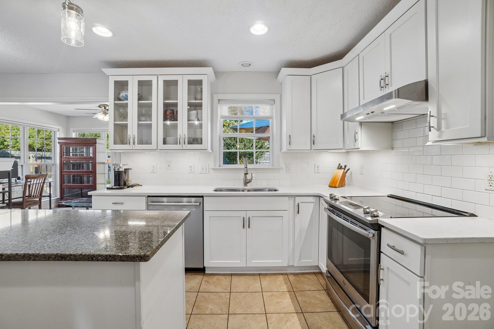 206 Rolling Meadow Road