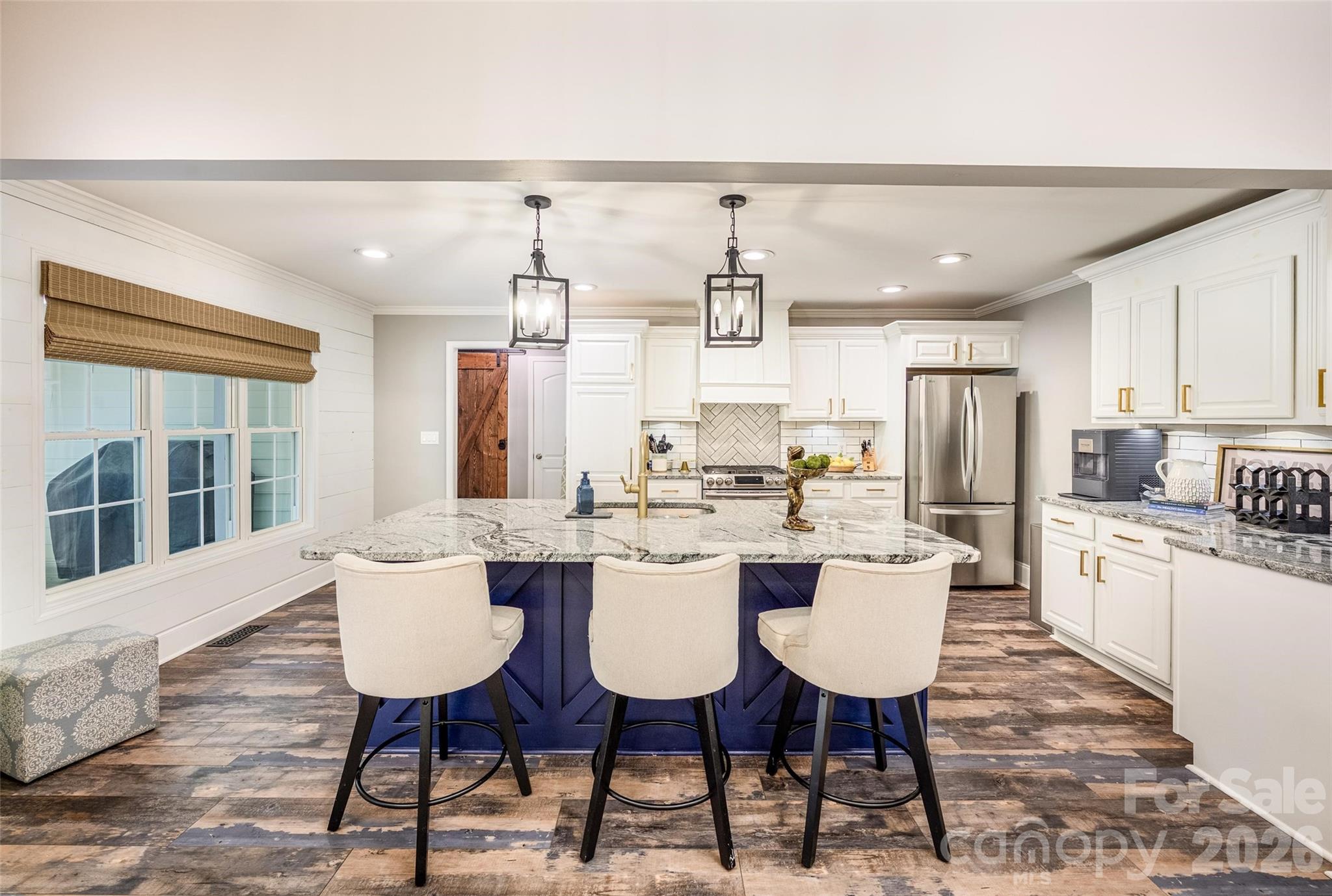 Grayrock Shoals - Residential