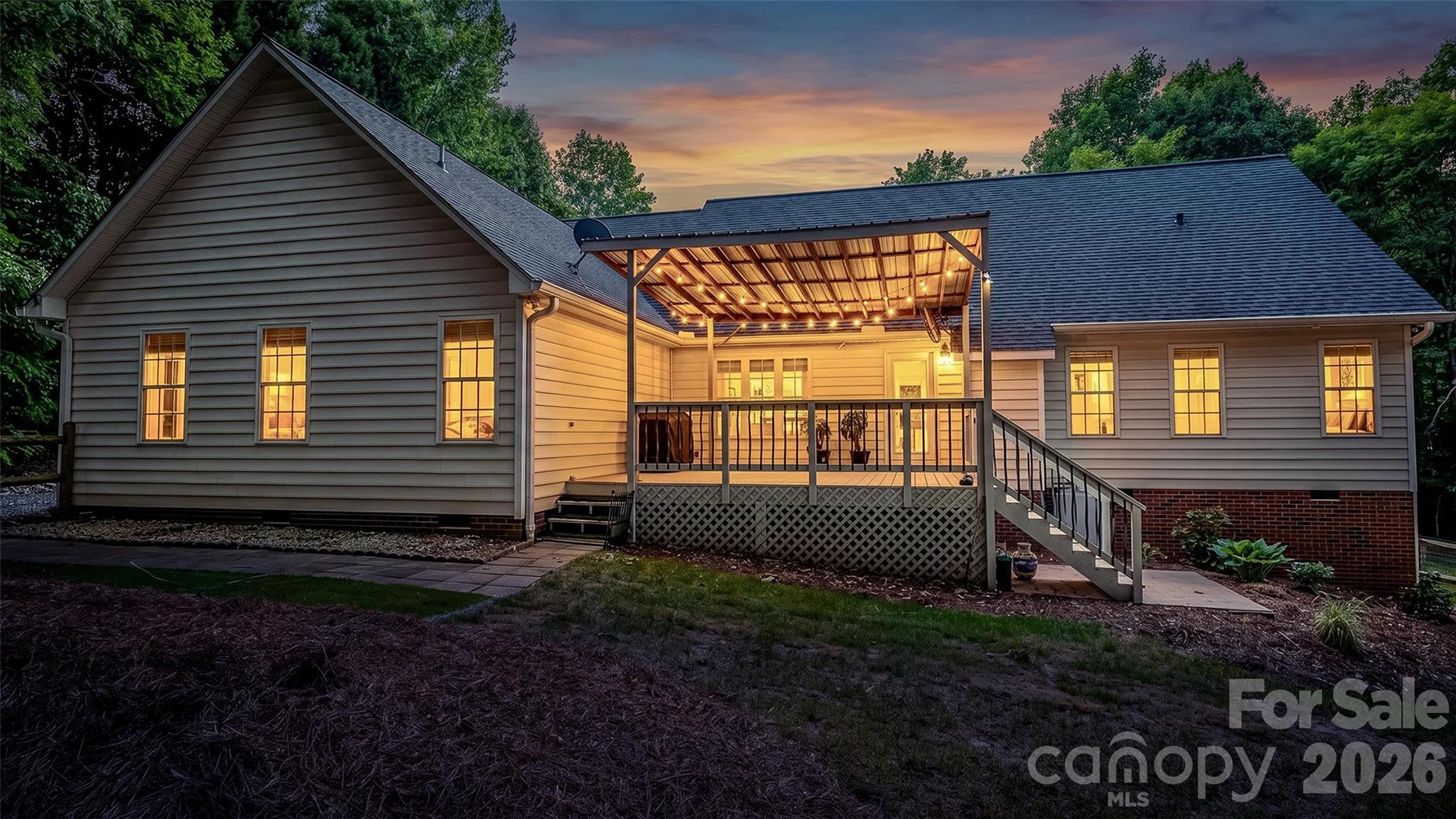 Grayrock Shoals - Residential