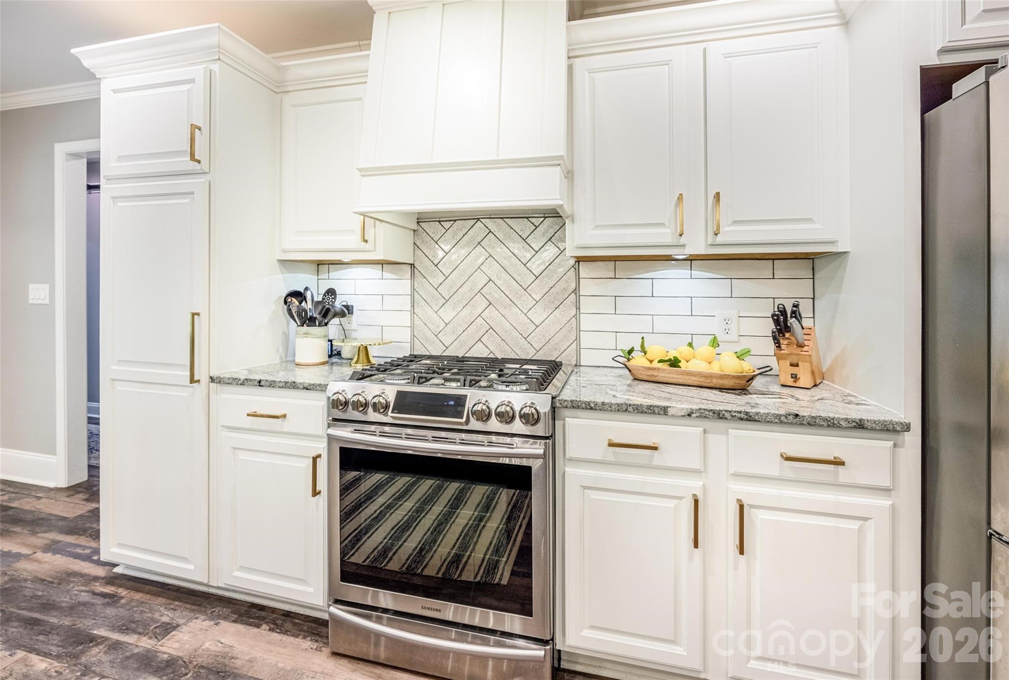 Grayrock Shoals - Residential