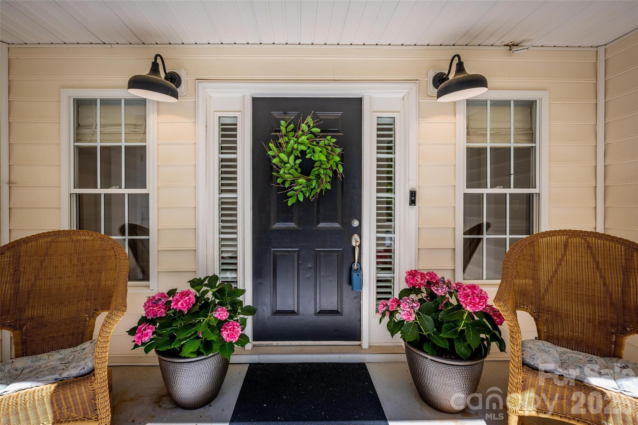 Grayrock Shoals - Residential