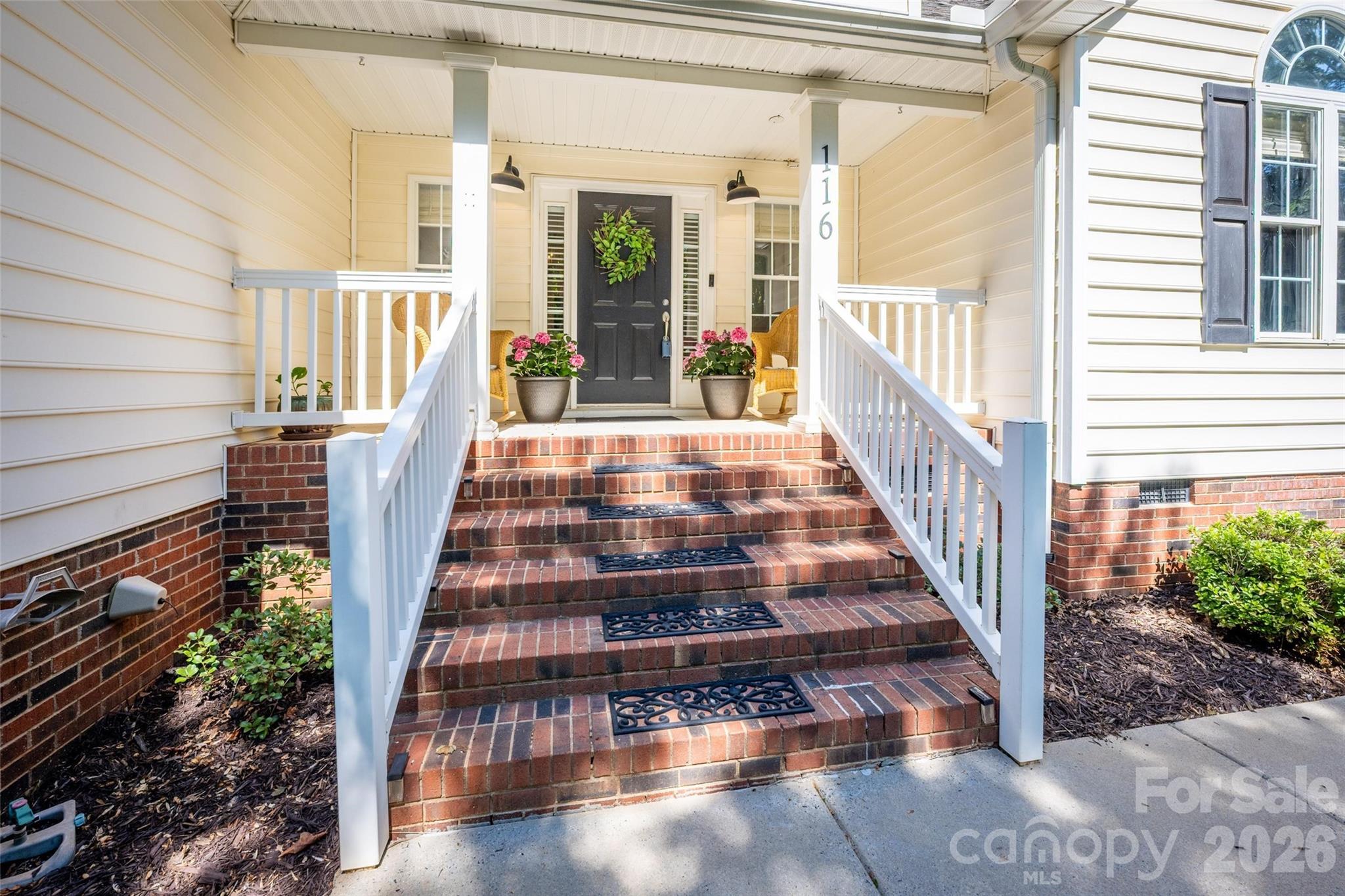 Grayrock Shoals - Residential