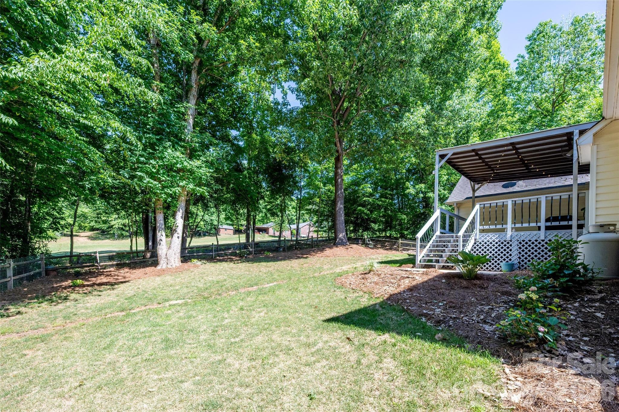 Grayrock Shoals - Residential