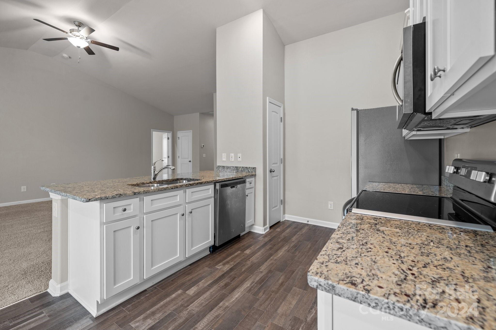 The Reserve at Canyon Hills - Residential