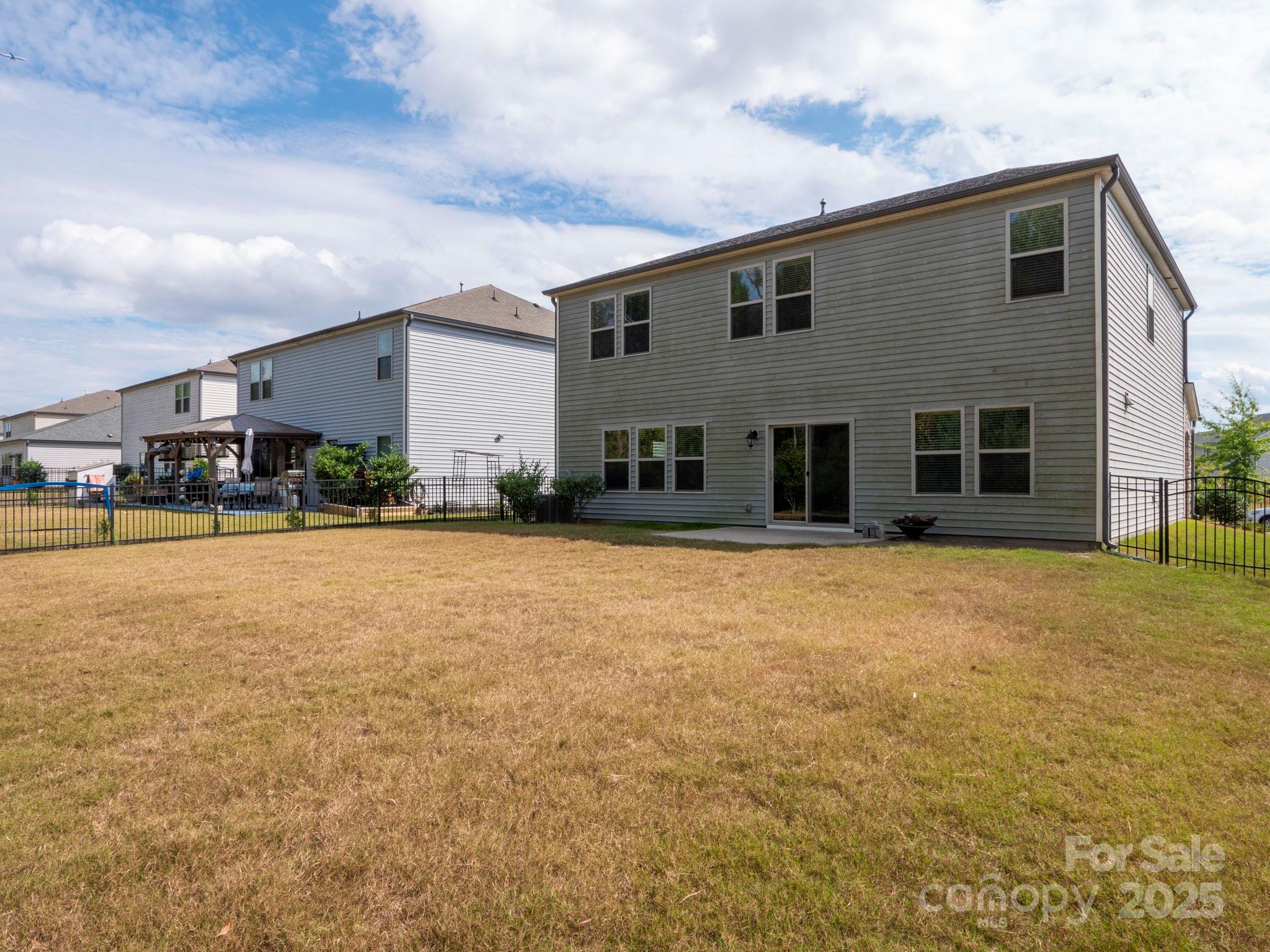 Haywyck Meadows - Residential