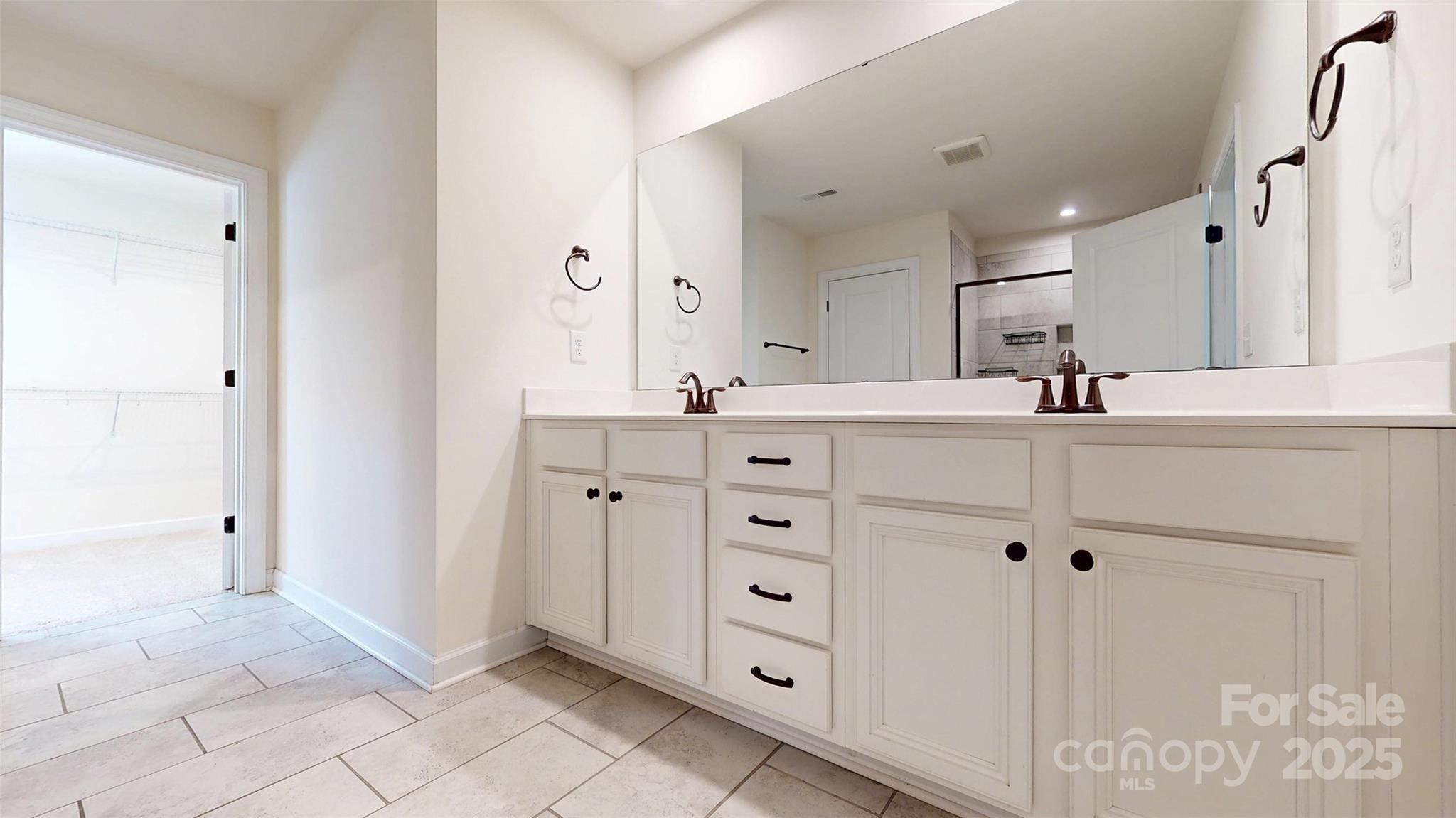 Haywyck Meadows - Residential