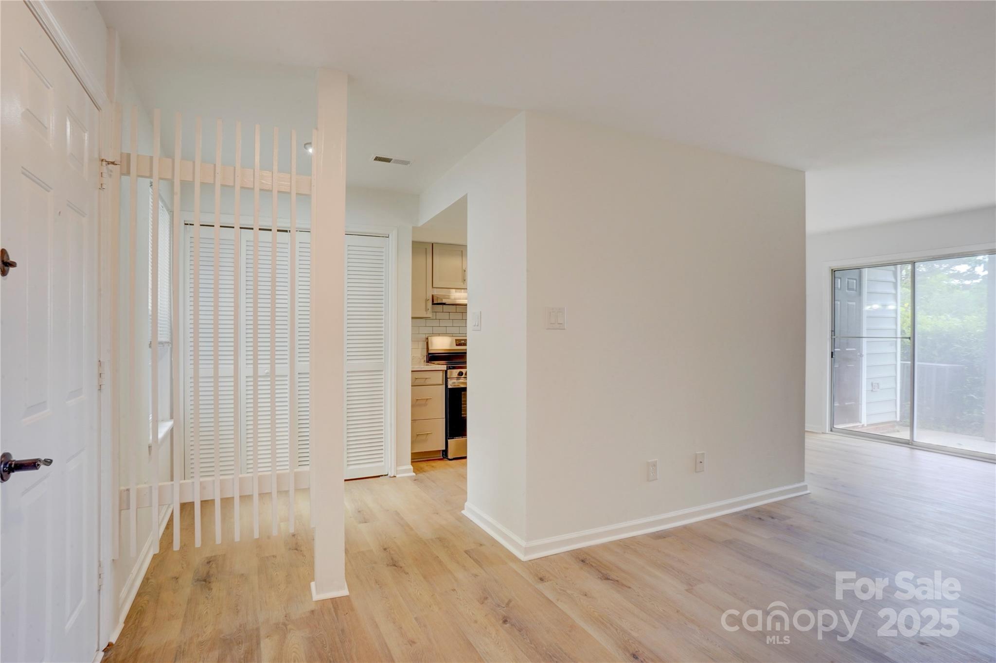 2916 Iron Gate Lane