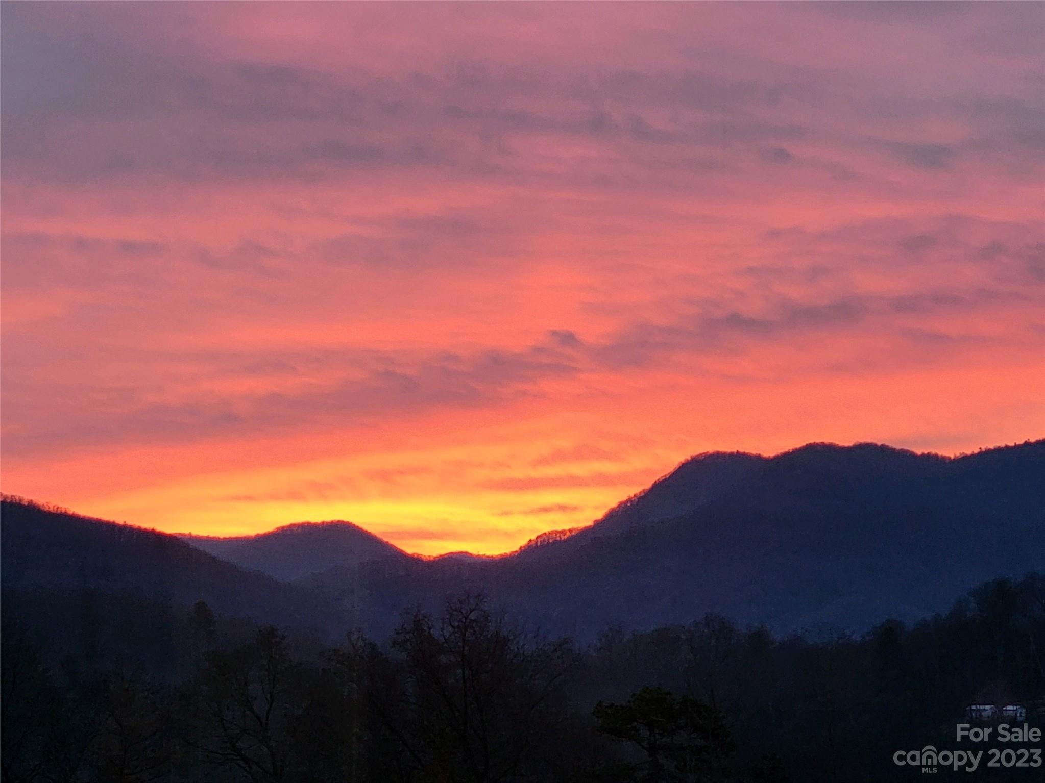 Cane Creek Views - Residential