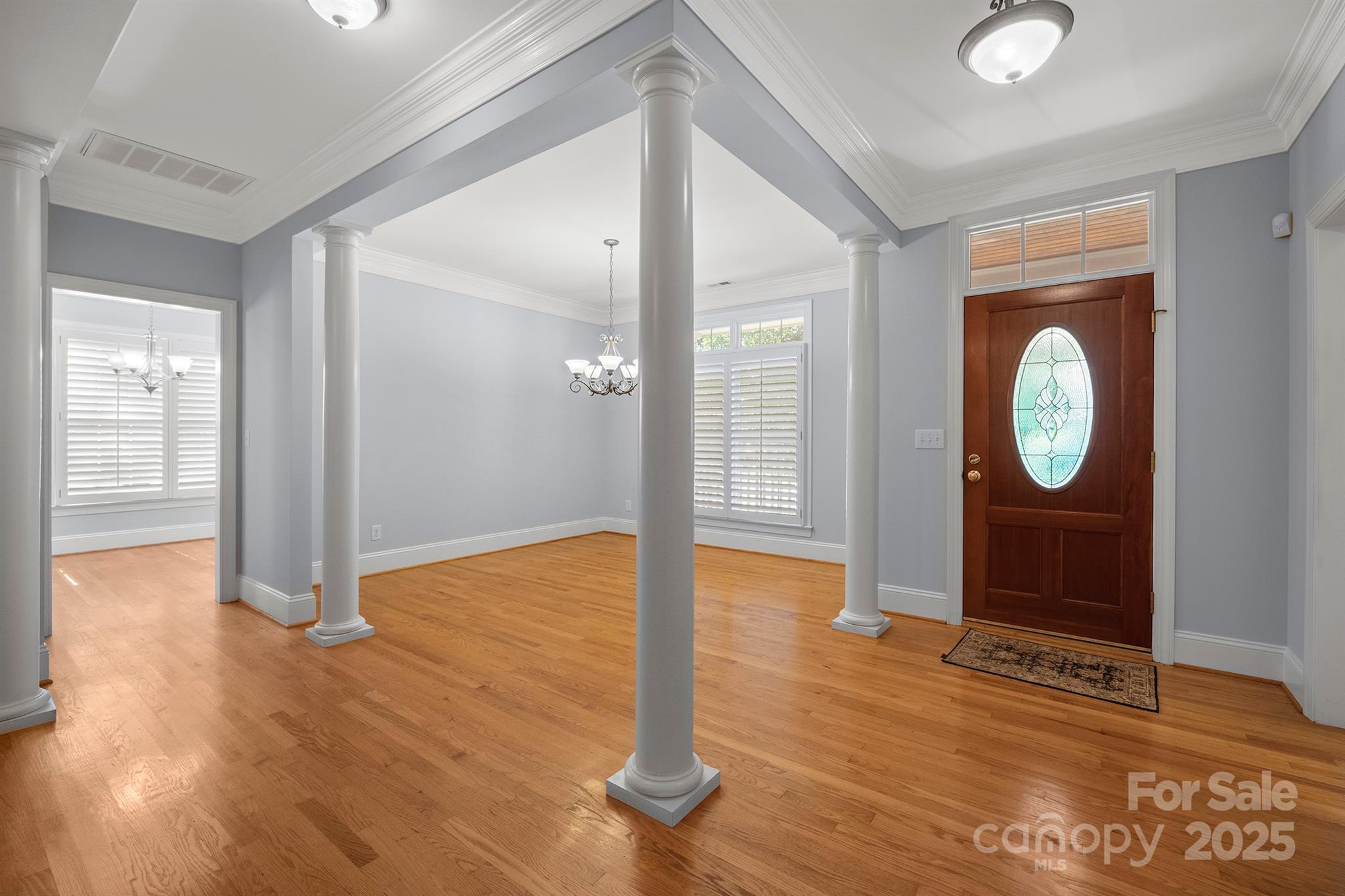 320 Magnolia Street