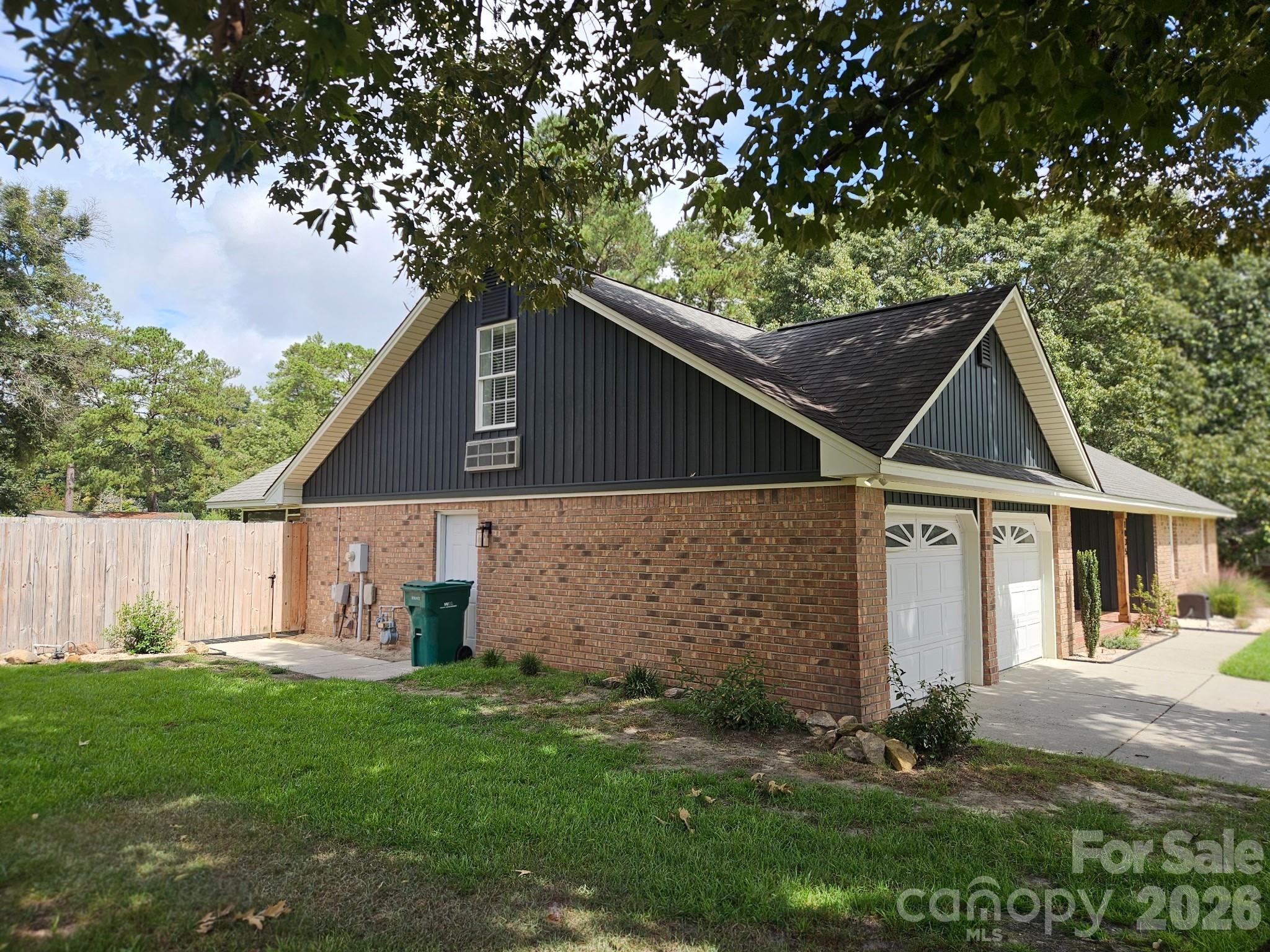 1035 Waterway Drive