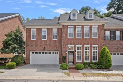 Photo of 6415 Wakehurst Road, Charlotte, NC 28226 (MLS # 4420988)