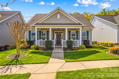 Photo of 11528 Dublin Crescent Road, Cornelius, NC 28031 (MLS # 4364945)