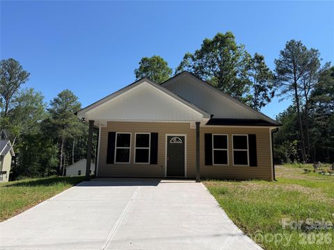 Photo of 00 Shepherd Street, Wadesboro, NC 28170 (MLS # 4391000)