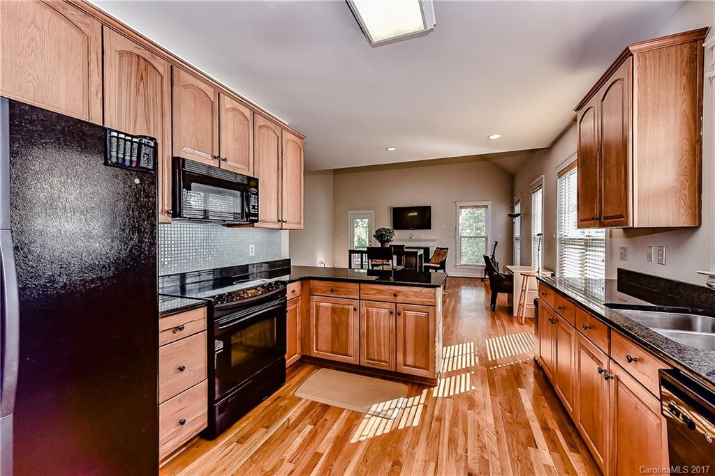 Lake Shore - Residential