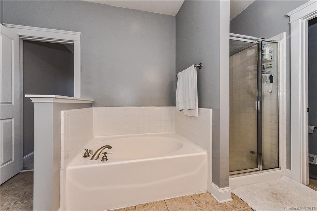 Lake Shore - Residential