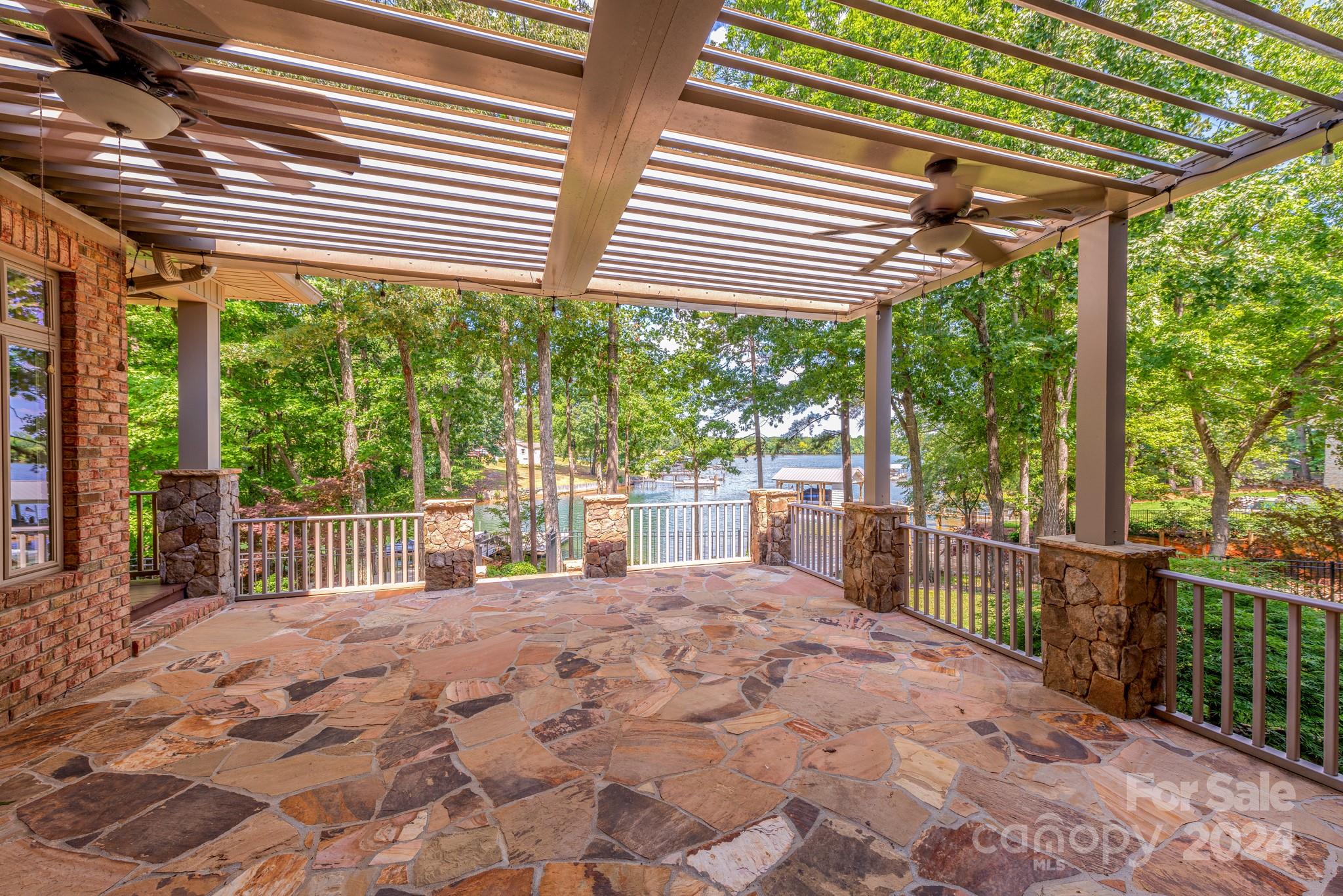 Windsong - Residential