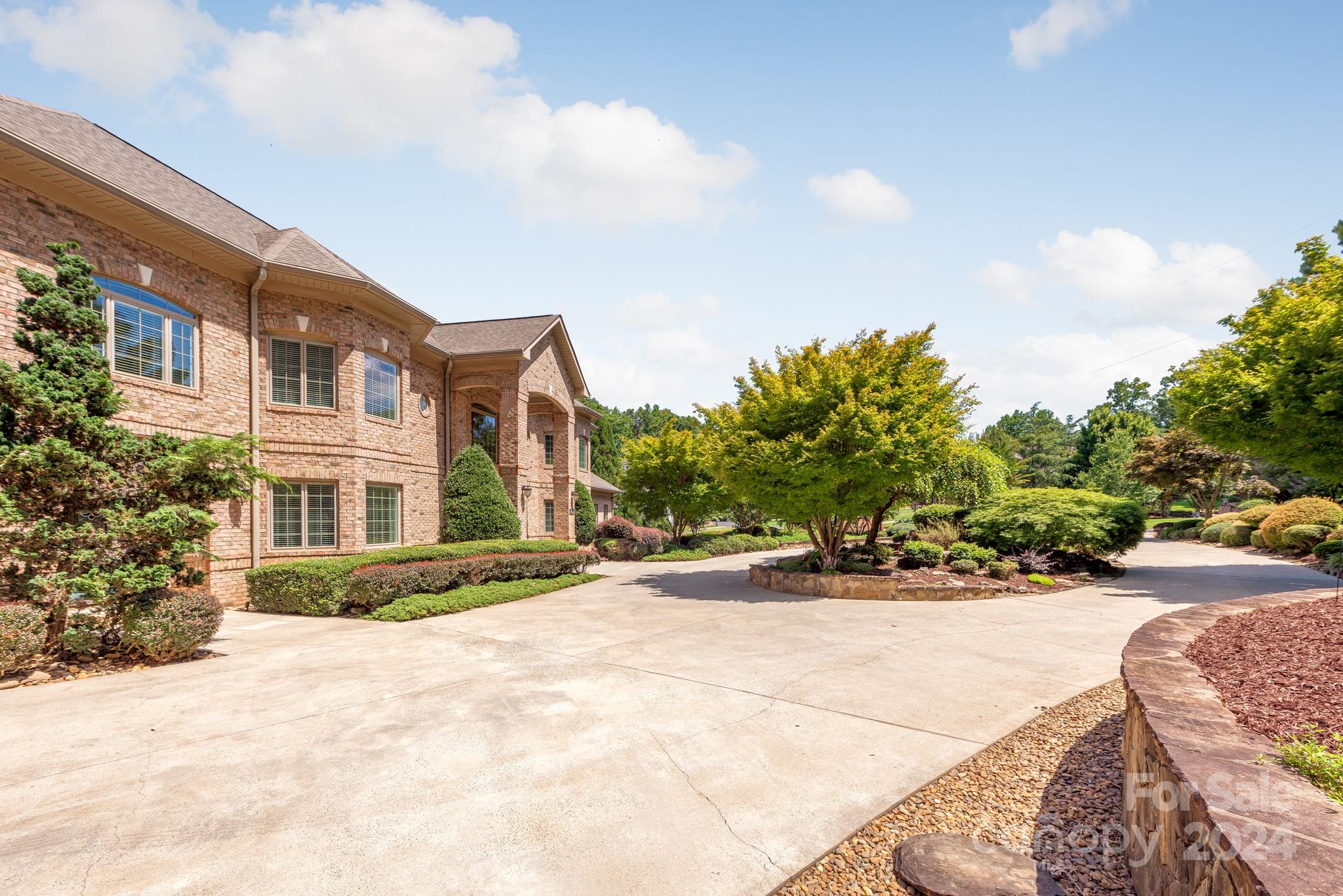 Windsong - Residential