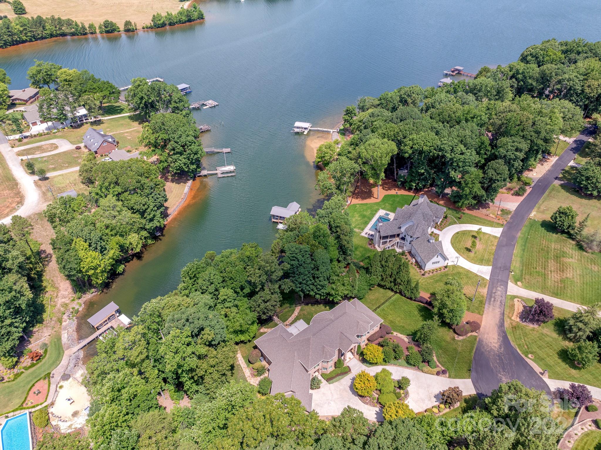 Windsong - Residential