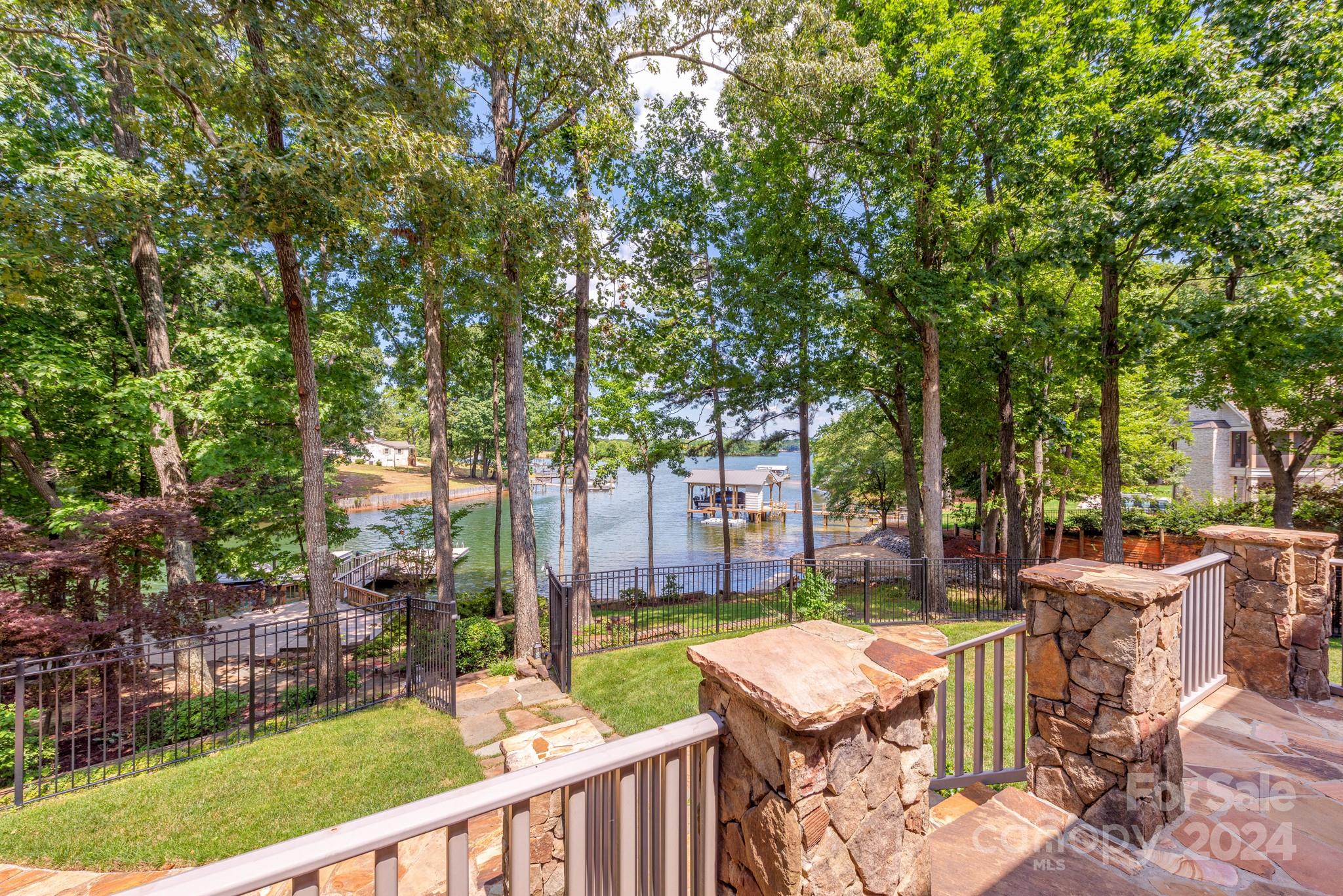 Windsong - Residential