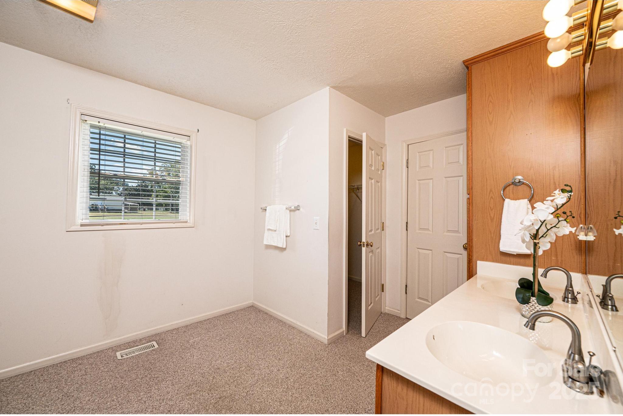 Keever Estates - Residential