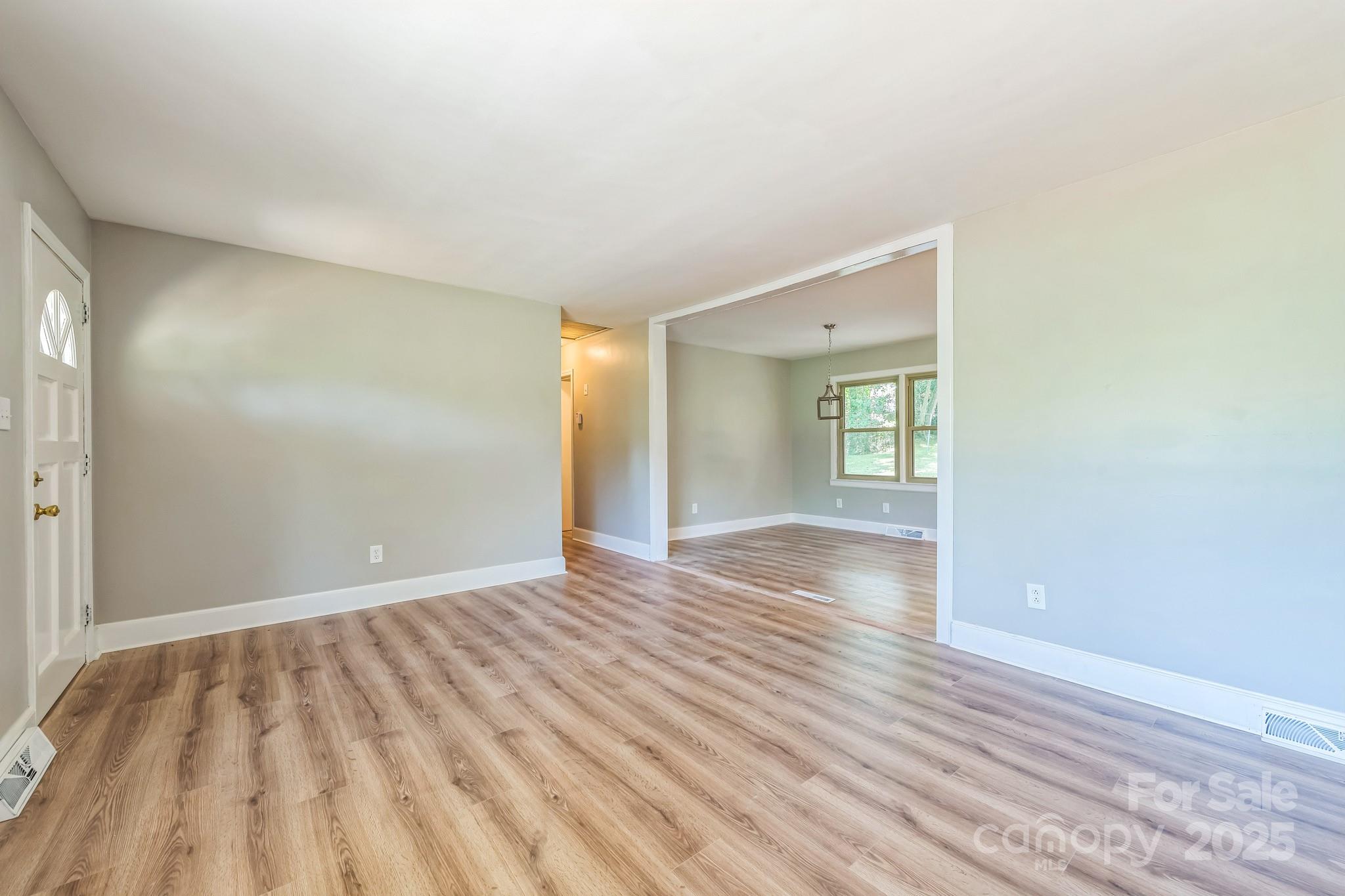 5326 Dolphin Lane 10