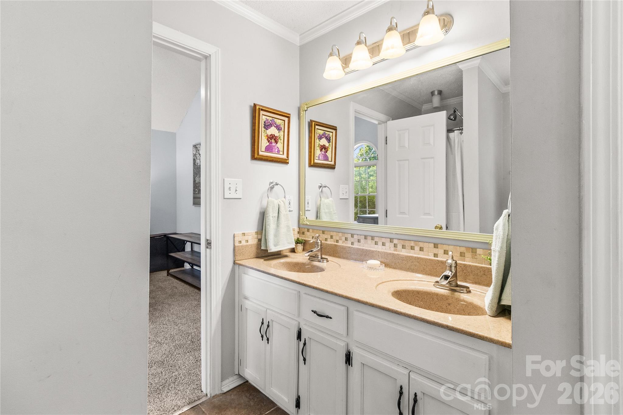 Crown Ridge - Residential