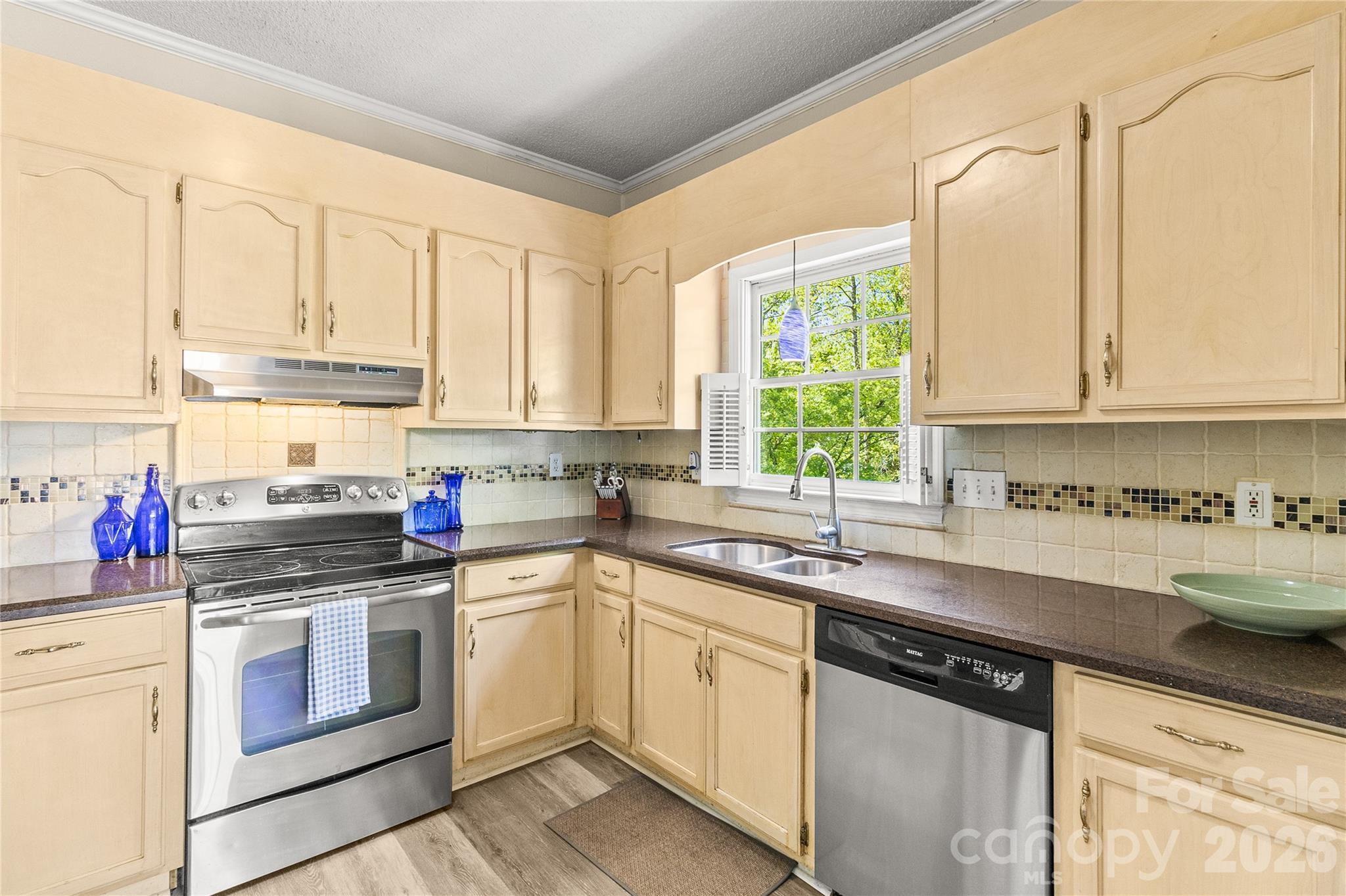 Crown Ridge - Residential