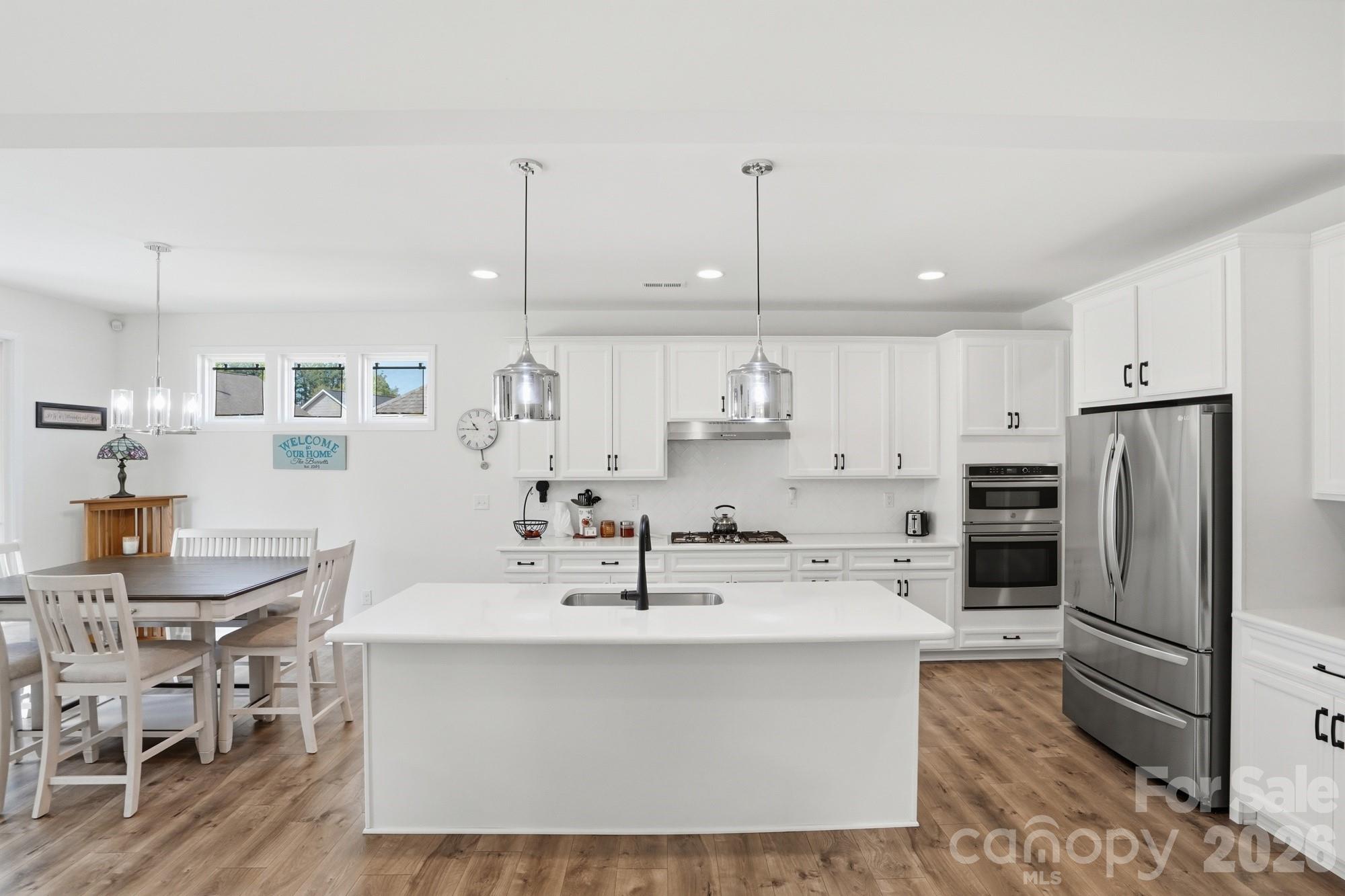 7924 Creek Park Drive
