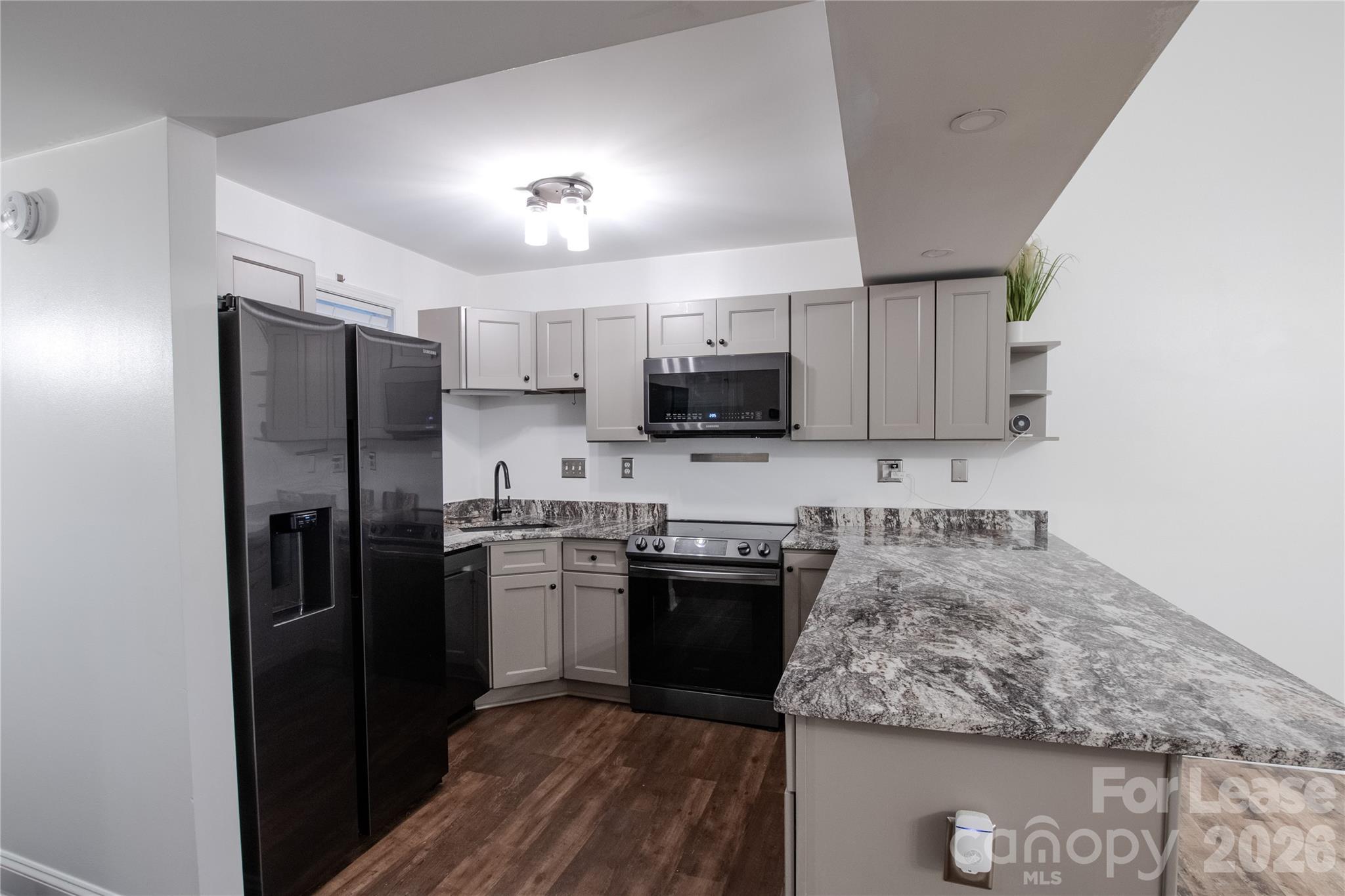 Willow Run - Residential Lease