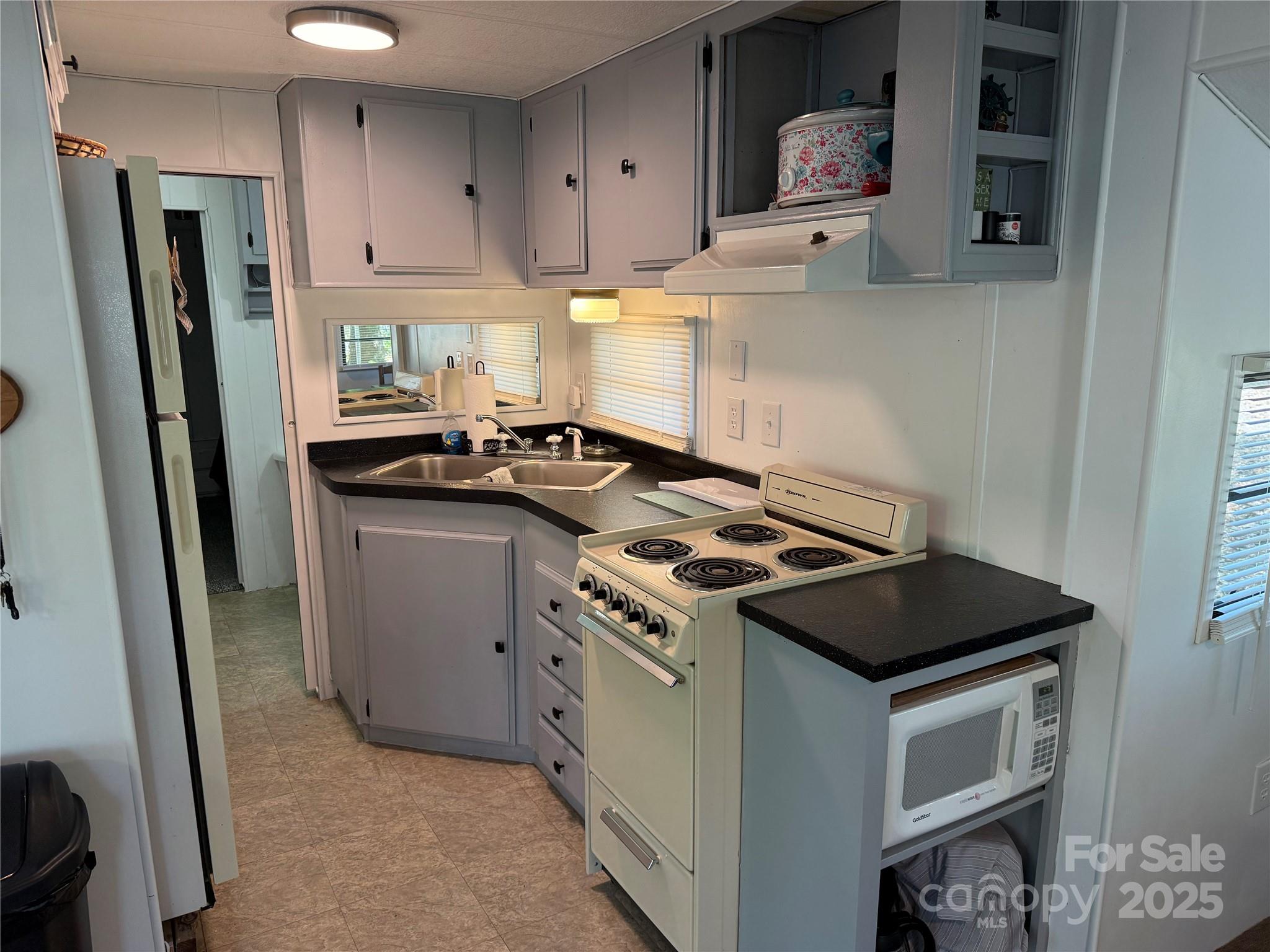 Twin Harbor - Residential