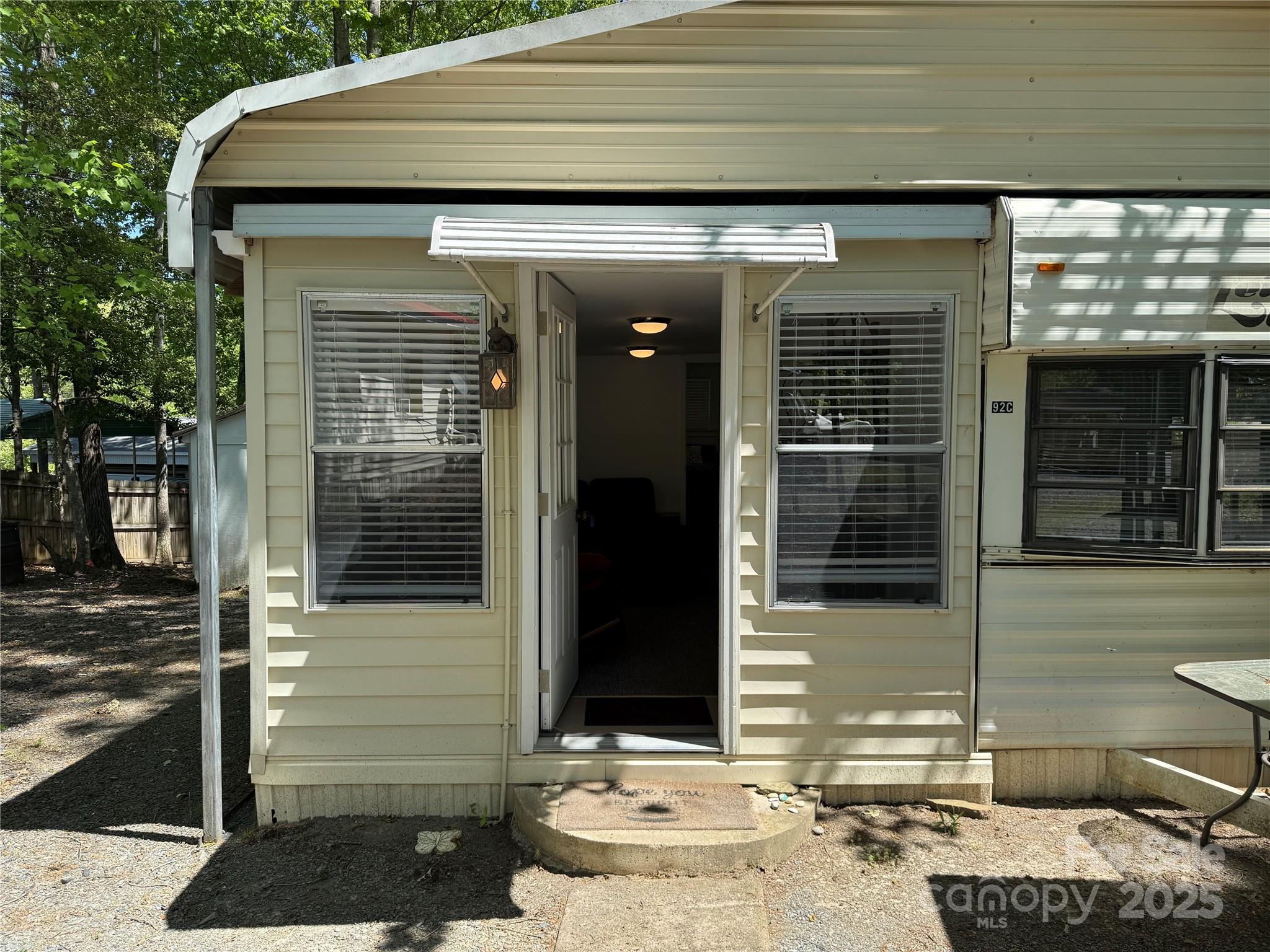 Twin Harbor - Residential