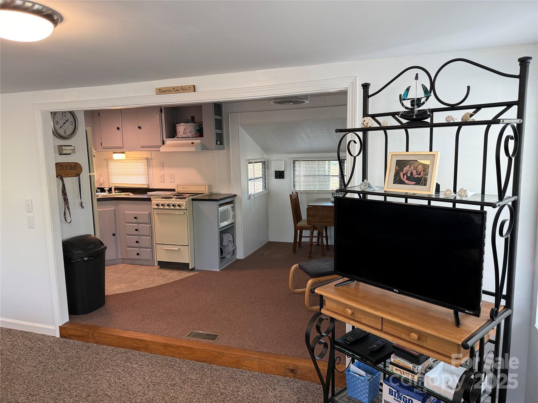 Twin Harbor - Residential