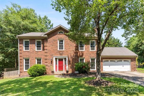 14402 Raynham Drive Charlotte NC 28262