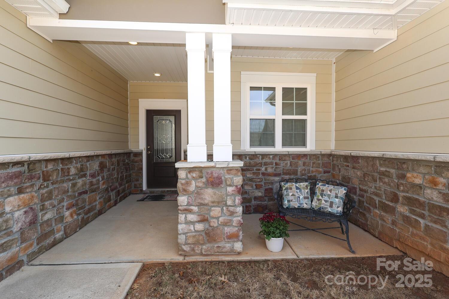 3102 Arches Bluff Circle