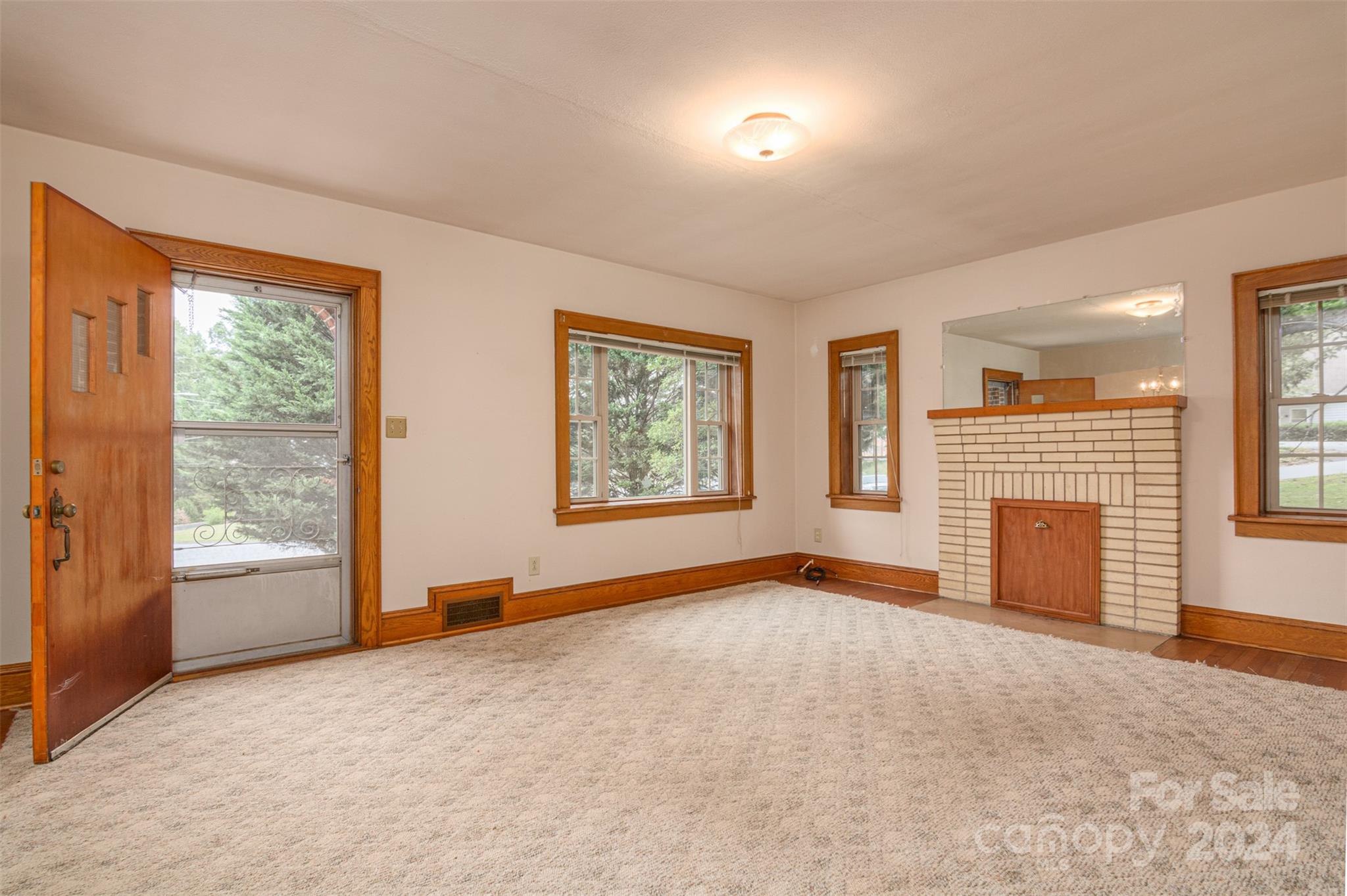 Brookmont - Residential