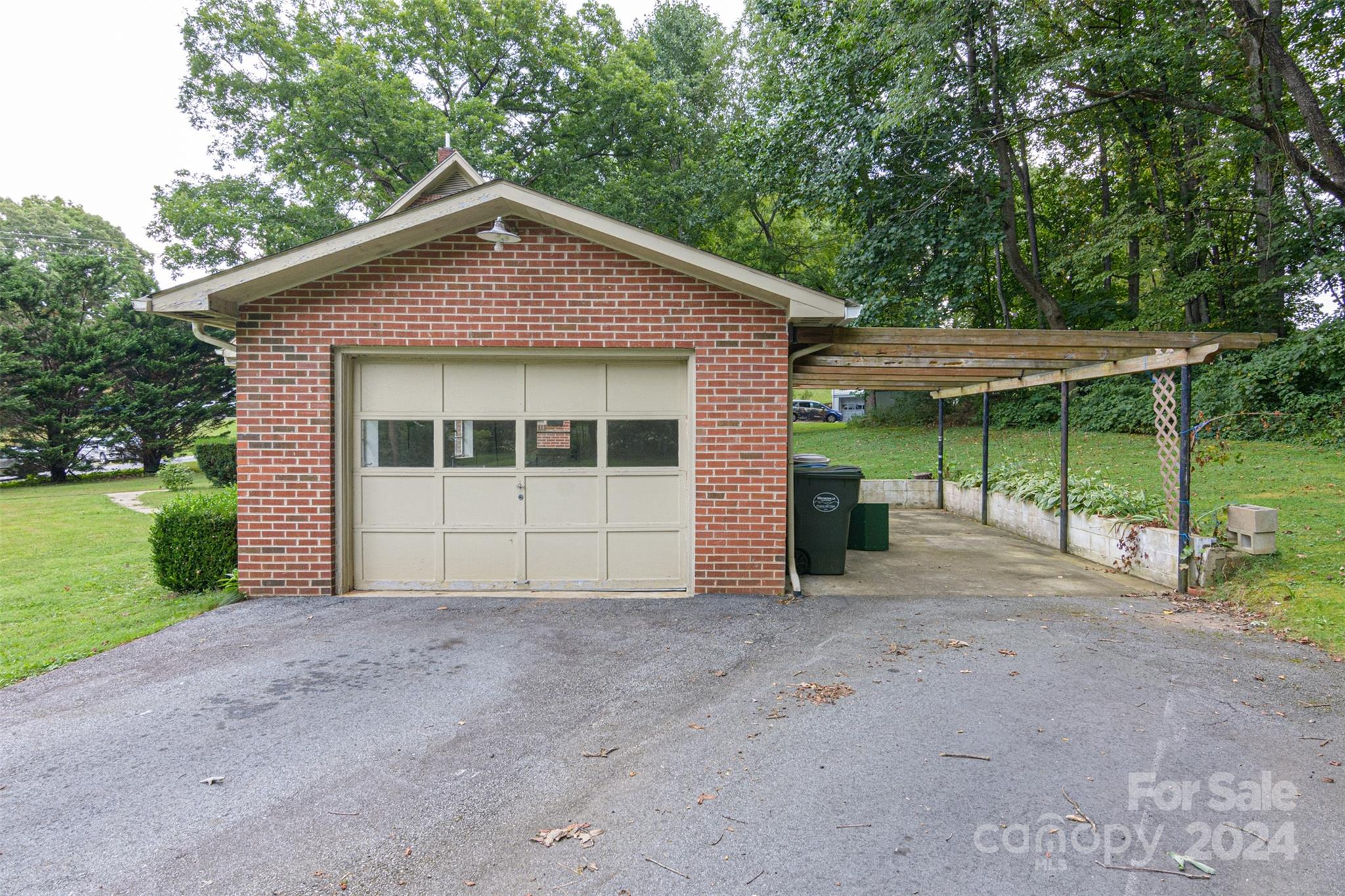 Brookmont - Residential