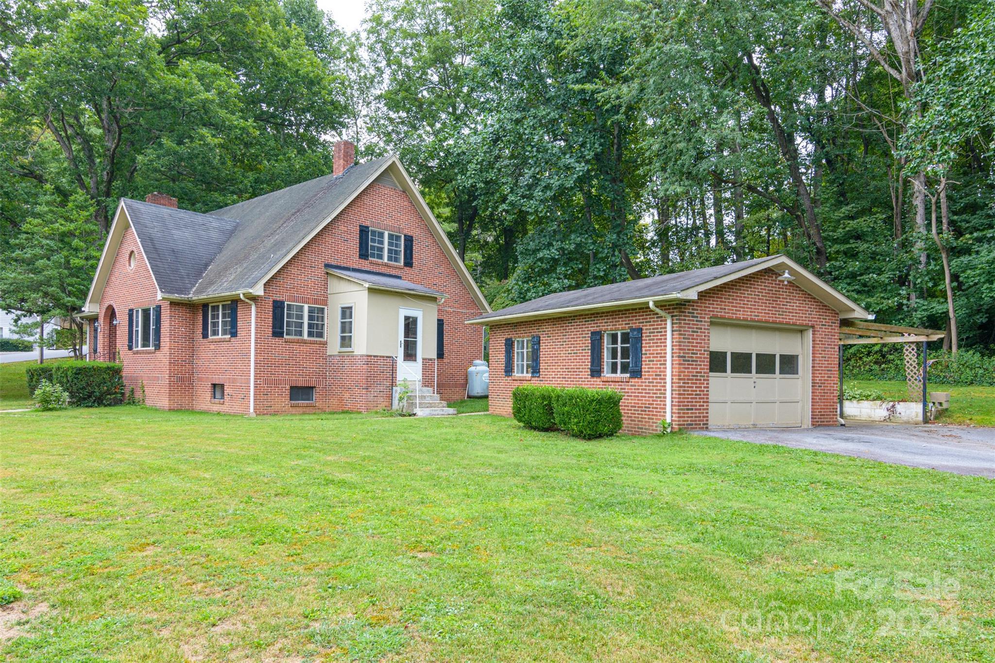 Brookmont - Residential