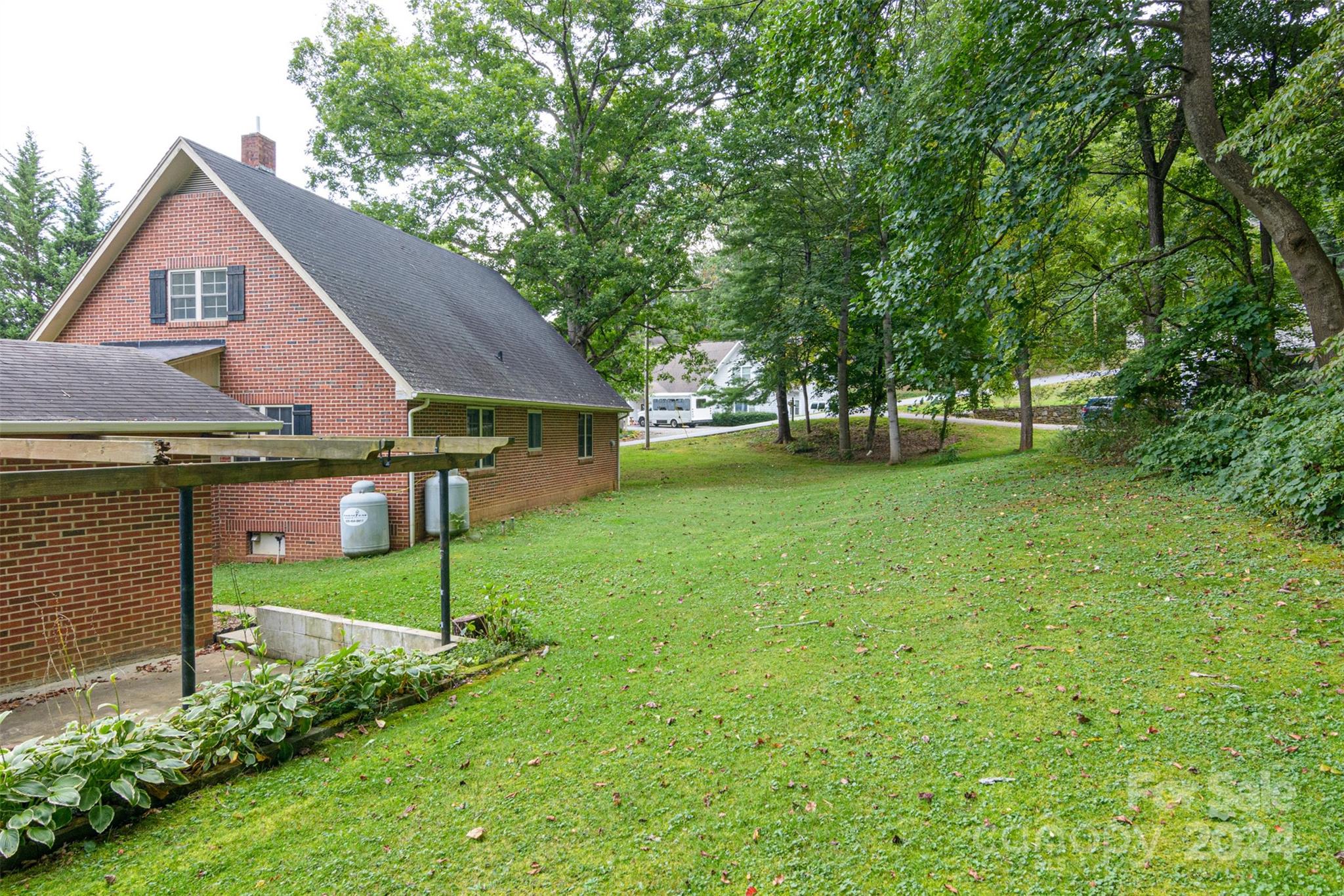 Brookmont - Residential