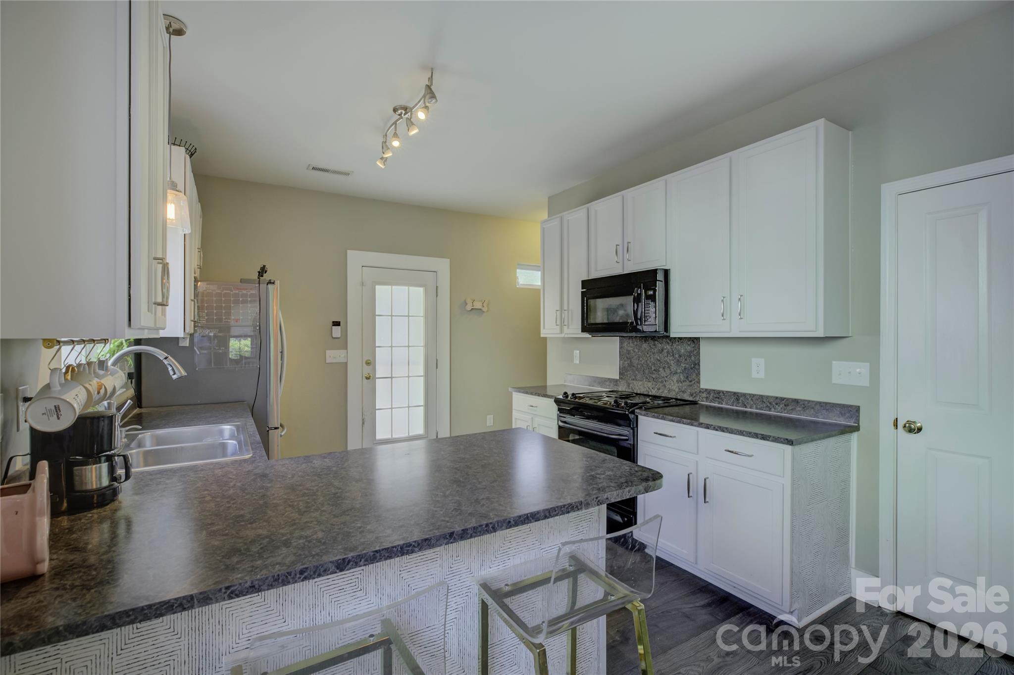 The Park At Oaklawn - Residential