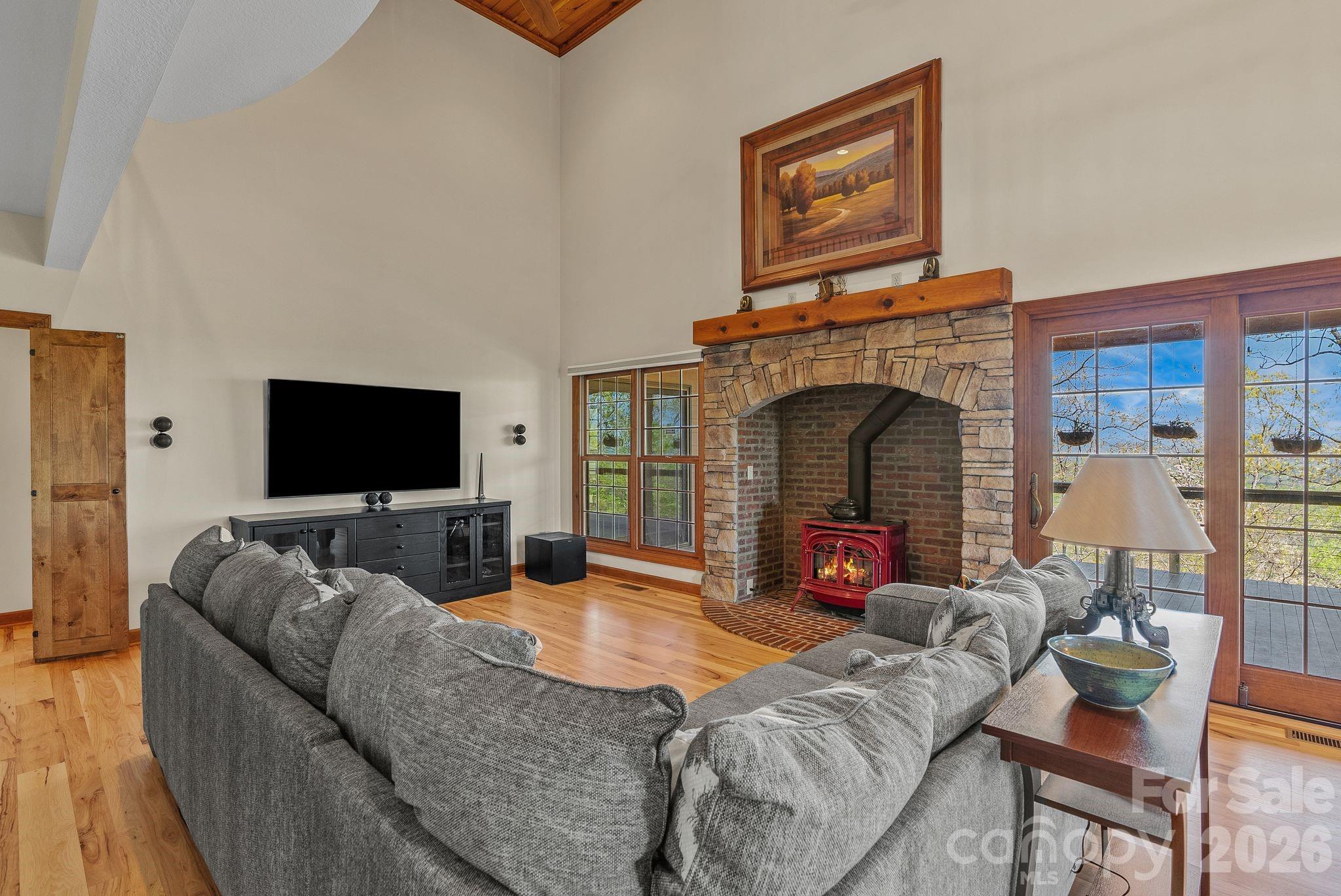 498 Pinnacle Parkway