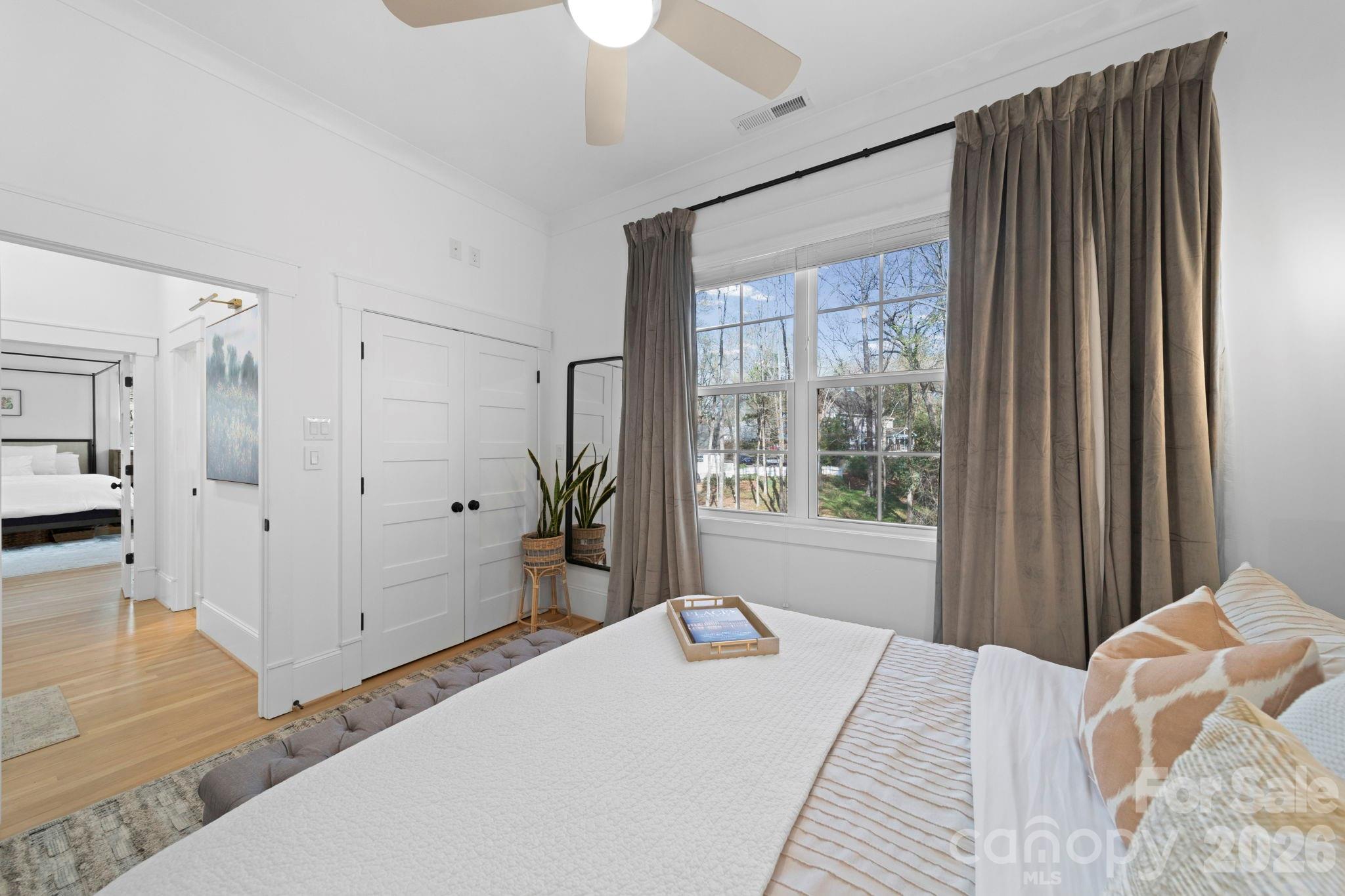 Alexander Crest - Residential